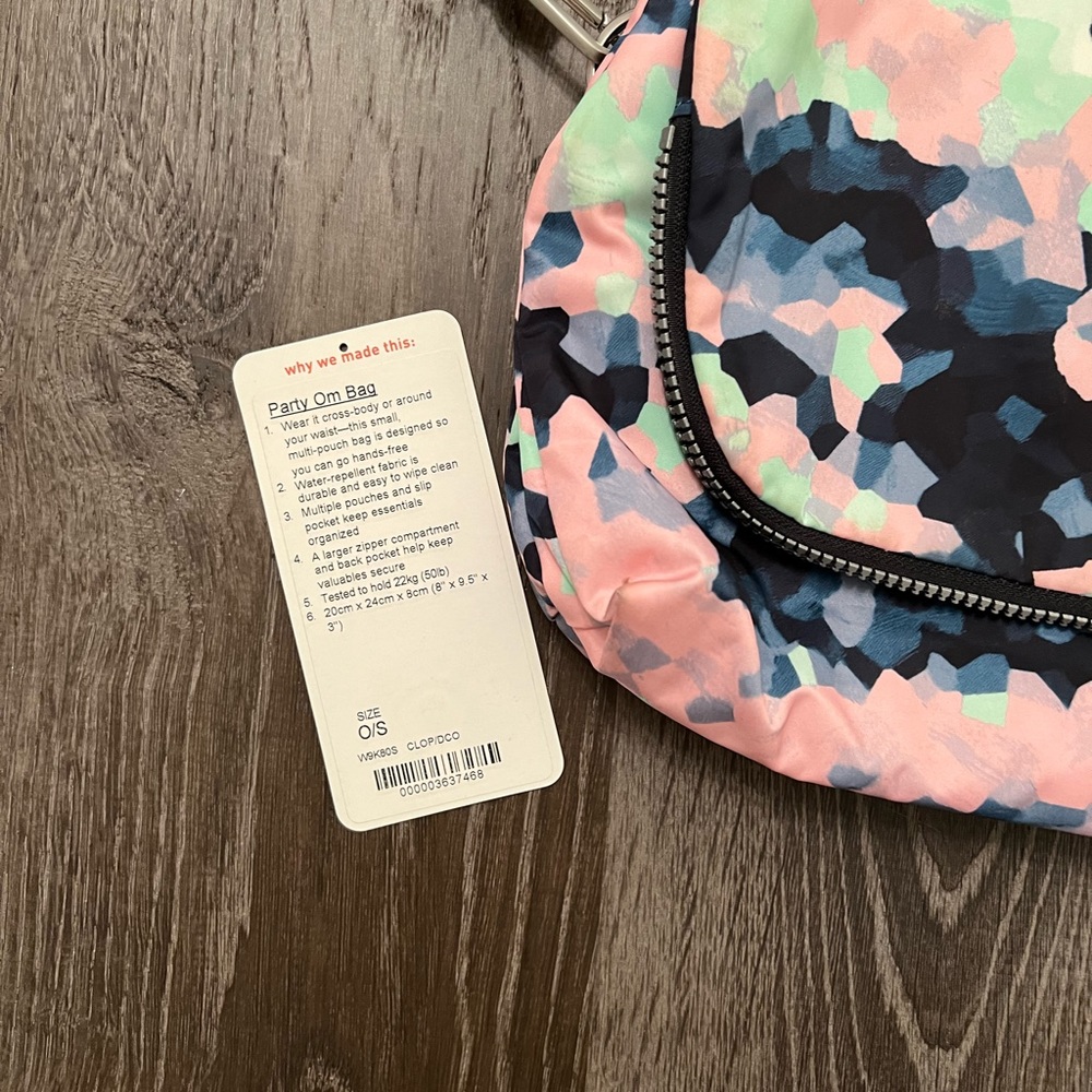 Lululemon Party Om Bag